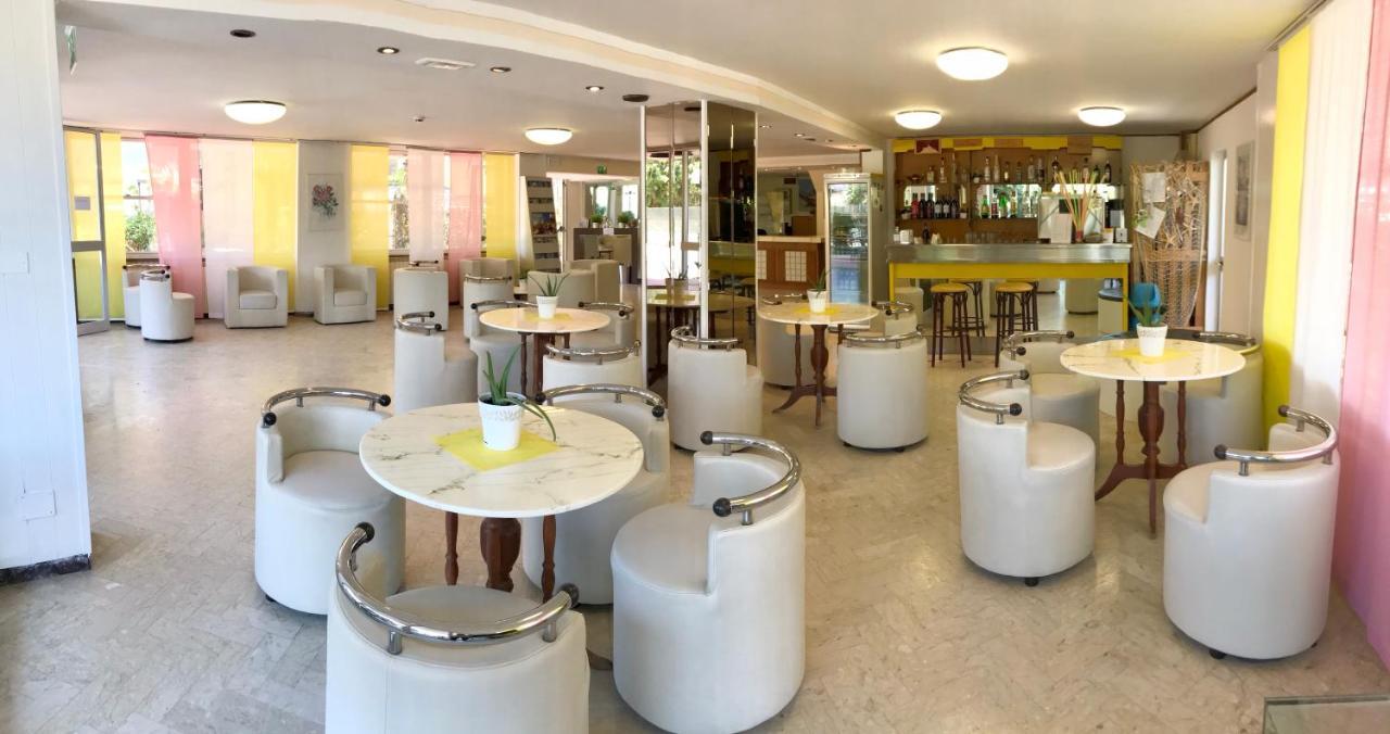 Hotel Naica Rimini Ngoại thất bức ảnh