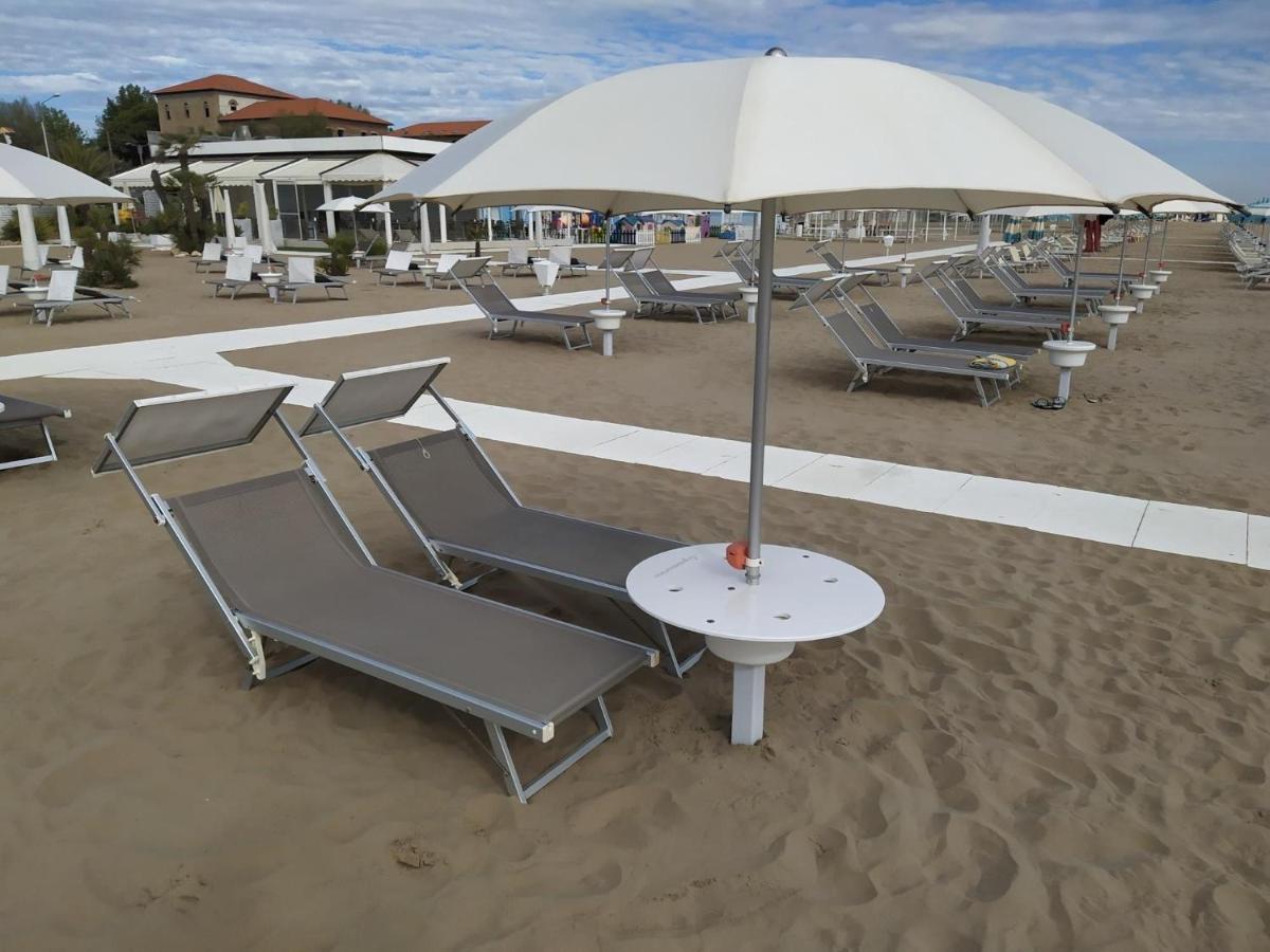 Hotel Naica Rimini Ngoại thất bức ảnh