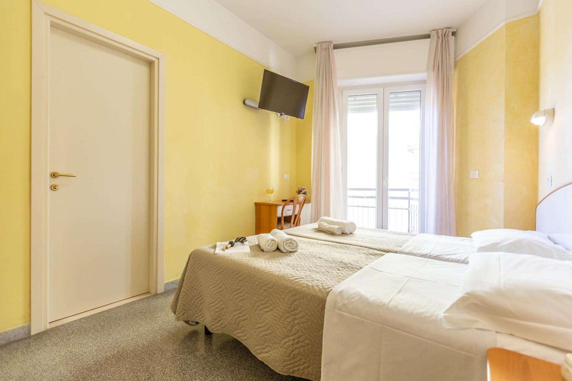 Hotel Naica Rimini Ngoại thất bức ảnh