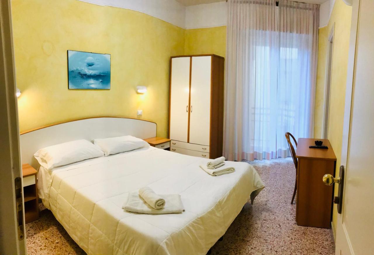 Hotel Naica Rimini Ngoại thất bức ảnh